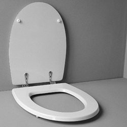 copriwater-in-legno-laccato-bianco-con-apertura