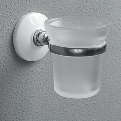 porta-bicchiere-con-bicchiere-in-vetro-