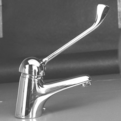 miscelatore-monocomando-per-lavabo-con-leva-a