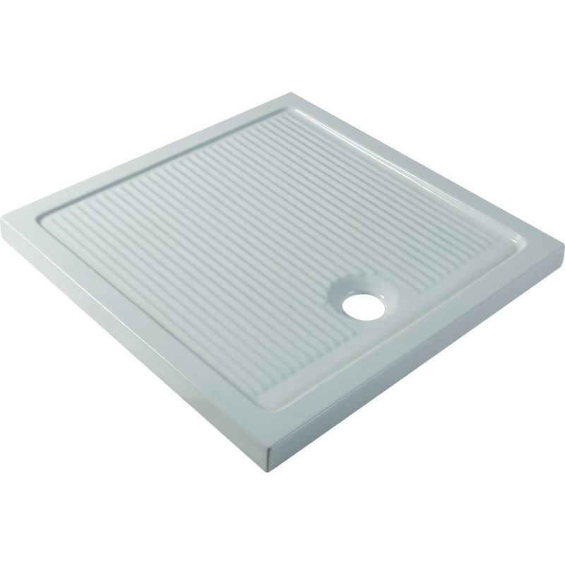 Level-access shower tray