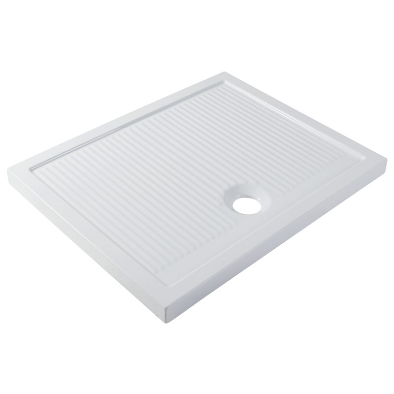 Level-access shower tray